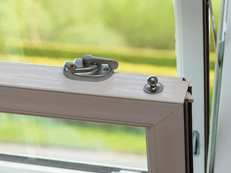 Vertical sash internal hardware